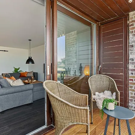 Cosy Apartment Nearby The Beach In Oostende